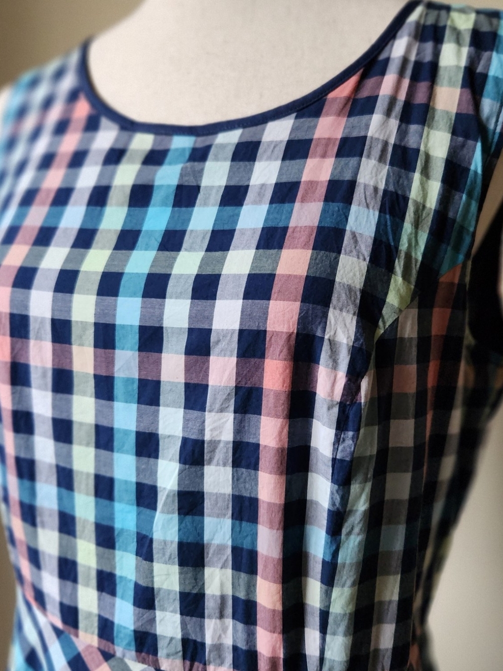Talbots Pastels Rainbow Gingham Plaid Fit & Flare Midi Dress Size 8 Pockets - Picture 7 of 11